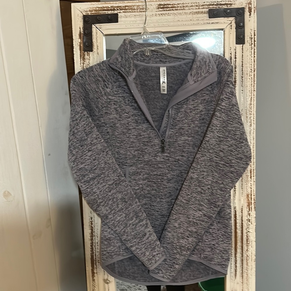 Kyodan zip up sweatshirt